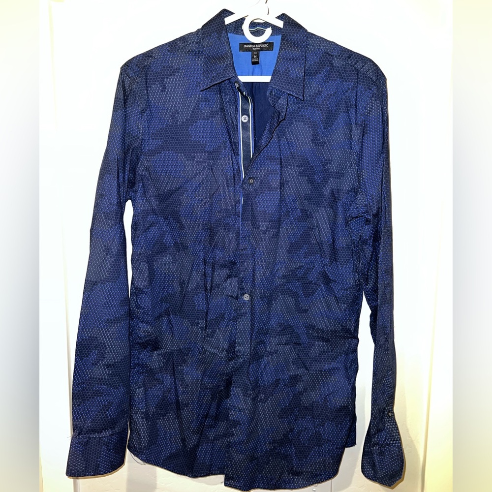 Banana Republic Mens Button Down Long Sleeve slim fit medium tall.